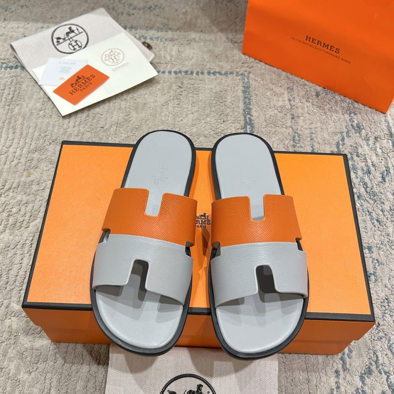 H**mes slippers